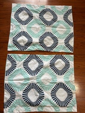 Geometric Pillow Covers